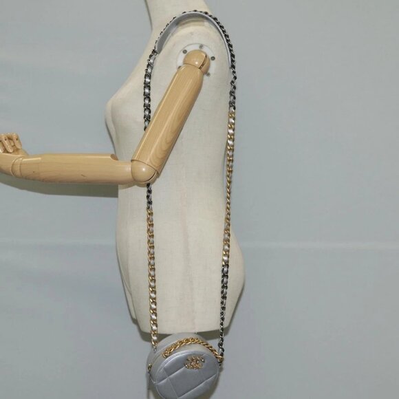 CHANEL Chain Chanel 19 Shoulder Bag Lamb Skin Gold Silver CC Auth - Picture 1 of 16